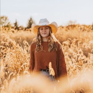 meet your posher, julia